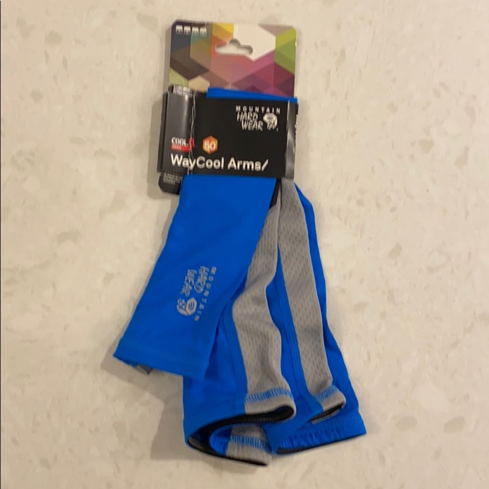 Mountain hardwear waycool arms